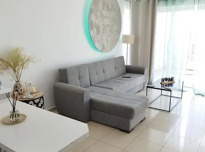 Lux Apartment In Private Area