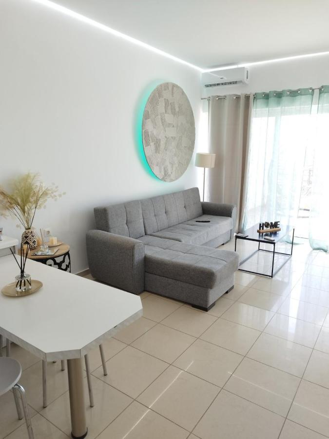 Lux In Private Area Apartment Iraklio
