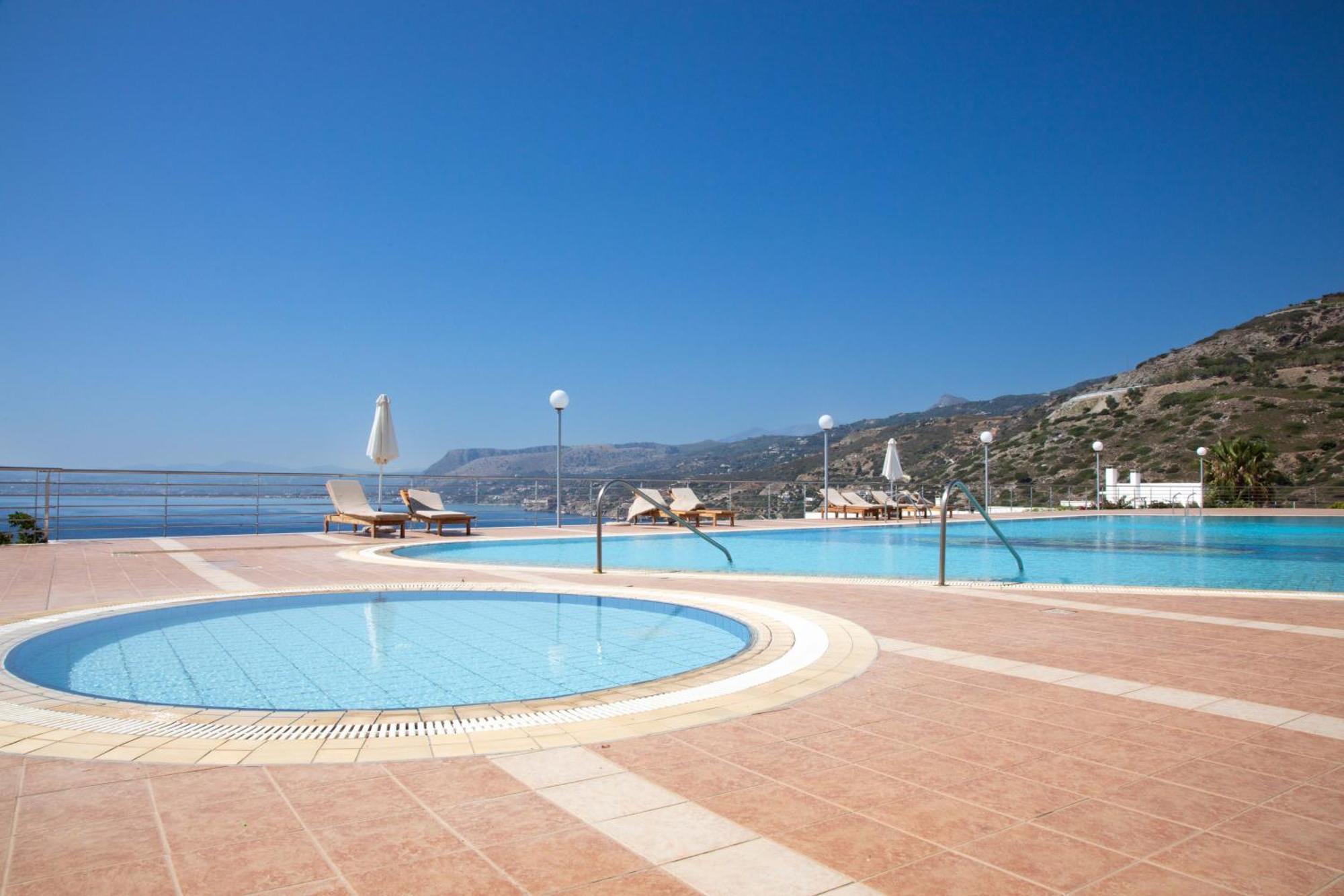 Lux In Private Area Heraklion (Crete)